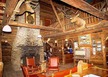 Pahaska Tepee Resort hotel thumbnail 6