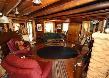 Sunny Rock B&B Haliburton hotel thumbnail 3