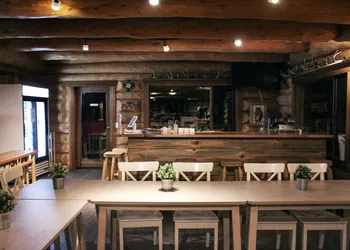 Rock Lake Lodge hotel thumbnail 4