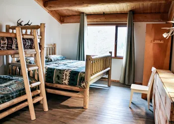 Rock Lake Lodge hotel thumbnail 7