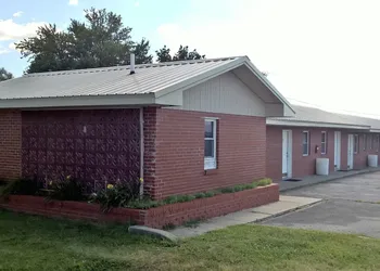 Classic Motel hotel thumbnail 2