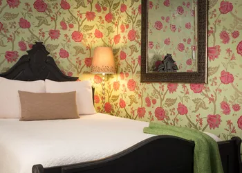 Carroll Villa Hotel hotel thumbnail 8