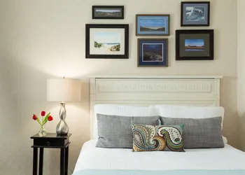 Carroll Villa Hotel hotel thumbnail 3