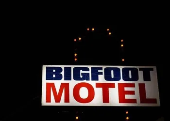 Bigfoot Motel hotel thumbnail 3