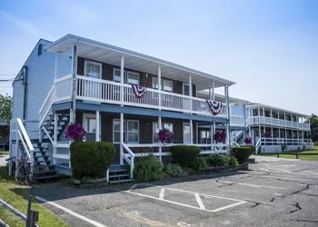 The Villager Motel hotel thumbnail 3