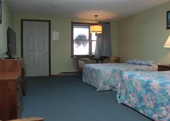 The Villager Motel hotel thumbnail 5