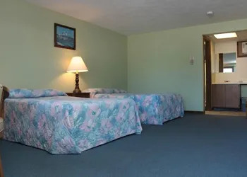 The Villager Motel hotel thumbnail 8