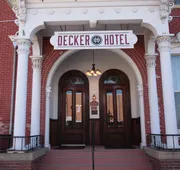 Decker Hotel & Bar hotel detail image 5