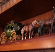 Decker Hotel & Bar hotel detail image 7