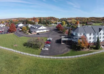 Inn at Amish Door hotel thumbnail 3