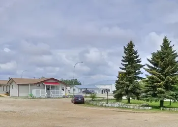 Moosomin Motel hotel thumbnail 4
