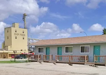Moosomin Motel hotel thumbnail 7