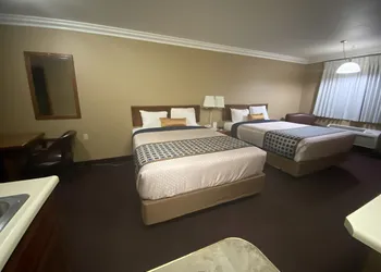 Royal Inn hotel thumbnail 4