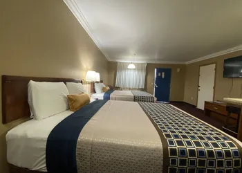 Royal Inn hotel thumbnail 6
