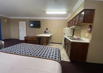 Royal Inn hotel thumbnail 7