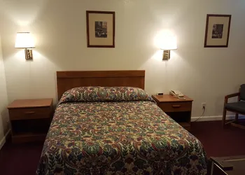Tall Winds Motel hotel thumbnail 6