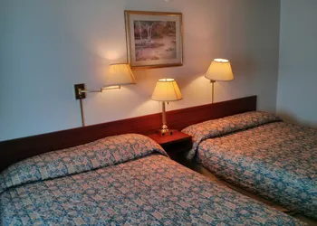 Shamrock Motel hotel thumbnail 6