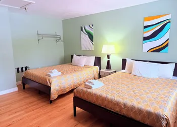 The Kingsley Suites hotel thumbnail 6