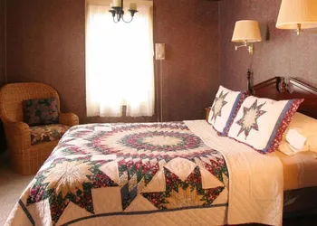 Crestmont Inn hotel thumbnail 8