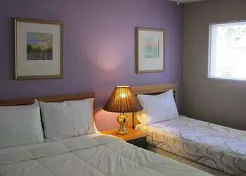 A1 B&B Surrey hotel thumbnail 2