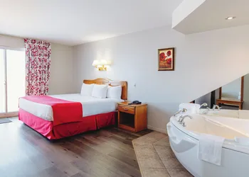 Mon Joli Motel hotel thumbnail 2