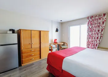 Mon Joli Motel hotel thumbnail 8