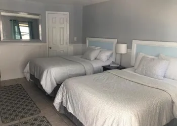 Boardwalk Beach Inn hotel thumbnail 5