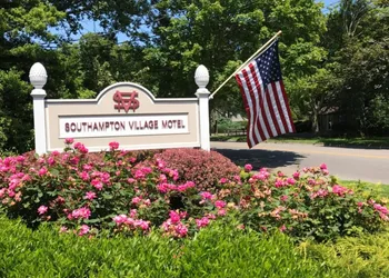 Southampton Village Motel hotel thumbnail 4