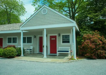 Southampton Village Motel hotel thumbnail 6