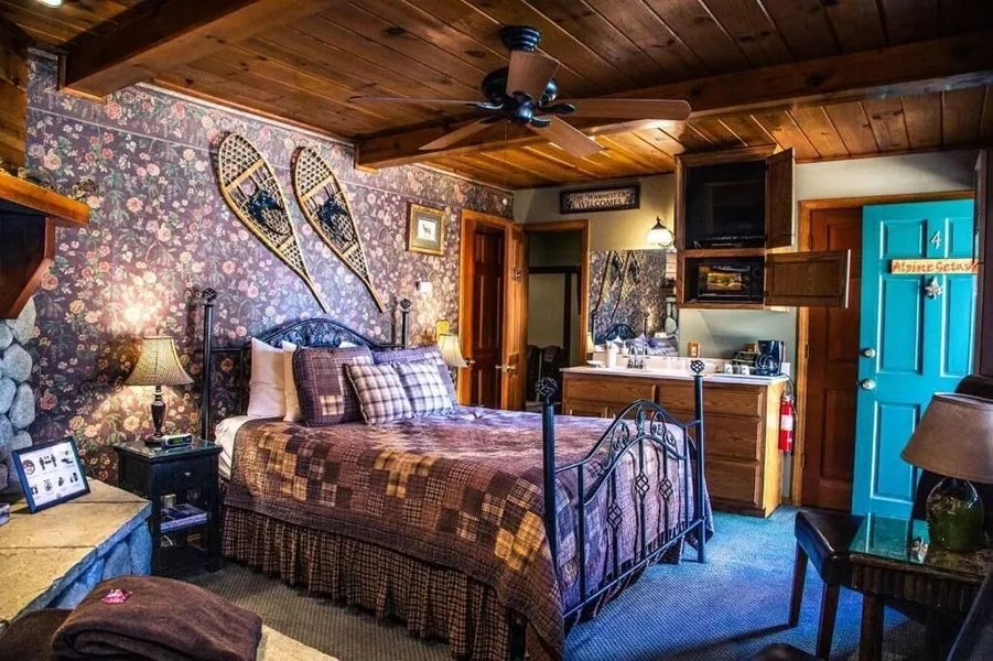 Eagle's Nest Lodge hotel detail image 6