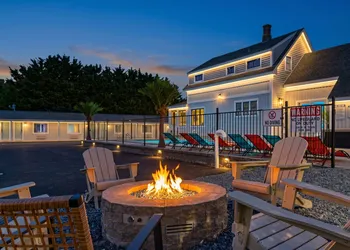 Dennis Port Surf Club (Boutique Hotel) hotel thumbnail 8