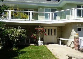 Crown House Bed & Breakfast hotel thumbnail 4