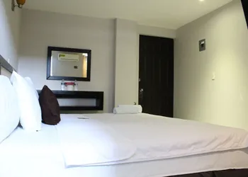 Hotel Florencia hotel thumbnail 7