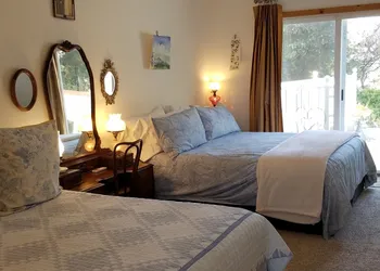 Yosemite Plaisance Bed & Breakfast hotel thumbnail 8