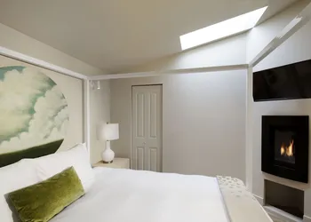 Rockhouse Suites hotel thumbnail 2