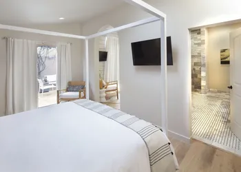 Rockhouse Suites hotel thumbnail 4