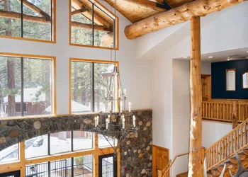 Black Bear Lodge hotel thumbnail 8