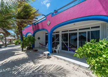 Del Sol Beachfront Hotel and Condos hotel thumbnail 7