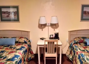 White Sands Motel hotel thumbnail 6