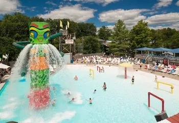 The Country Place Resort - Home of Zoom Flume Water Park hotel thumbnail 4
