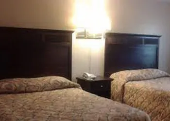 Loyalty Inn hotel thumbnail 2