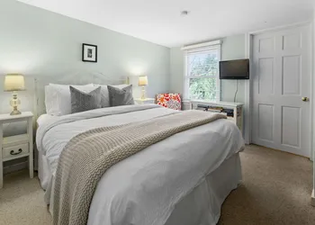 The Parsonage Inn hotel thumbnail 5