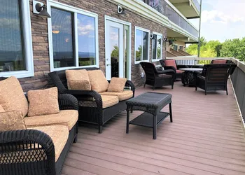 Atlantic Eyrie Lodge hotel thumbnail 3