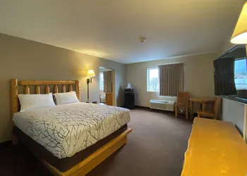 Edmore Inn hotel thumbnail 4