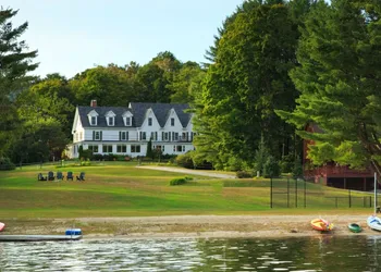 Inn at Pleasant Lake hotel thumbnail 6