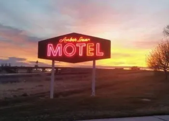 Amber Inn Motel hotel thumbnail 2