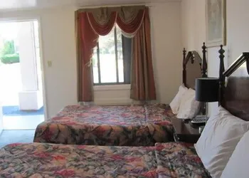 Lamplighter Motel - Clinton, Connecticut hotel thumbnail 7