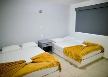 Mona Inn hotel thumbnail 4