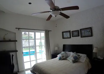 YurInn hotel thumbnail 8
