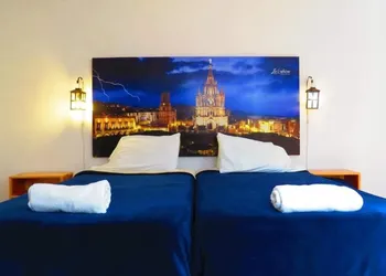 La Catrina Hostel and Breakfast hotel thumbnail 6